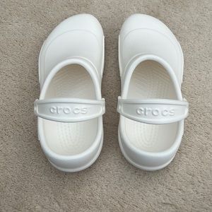 CROCS Women’s Slip-Resistant Nurse Clogs | White